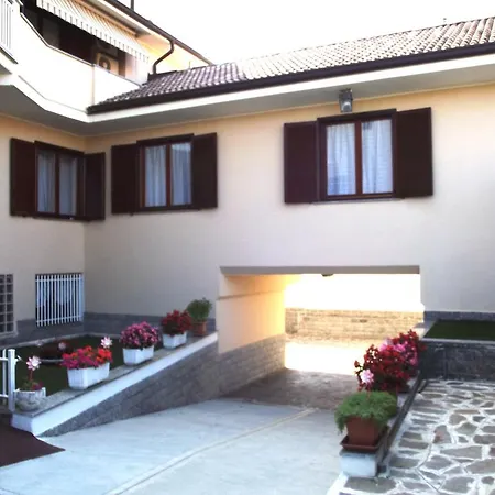Apartment Oasi Milan